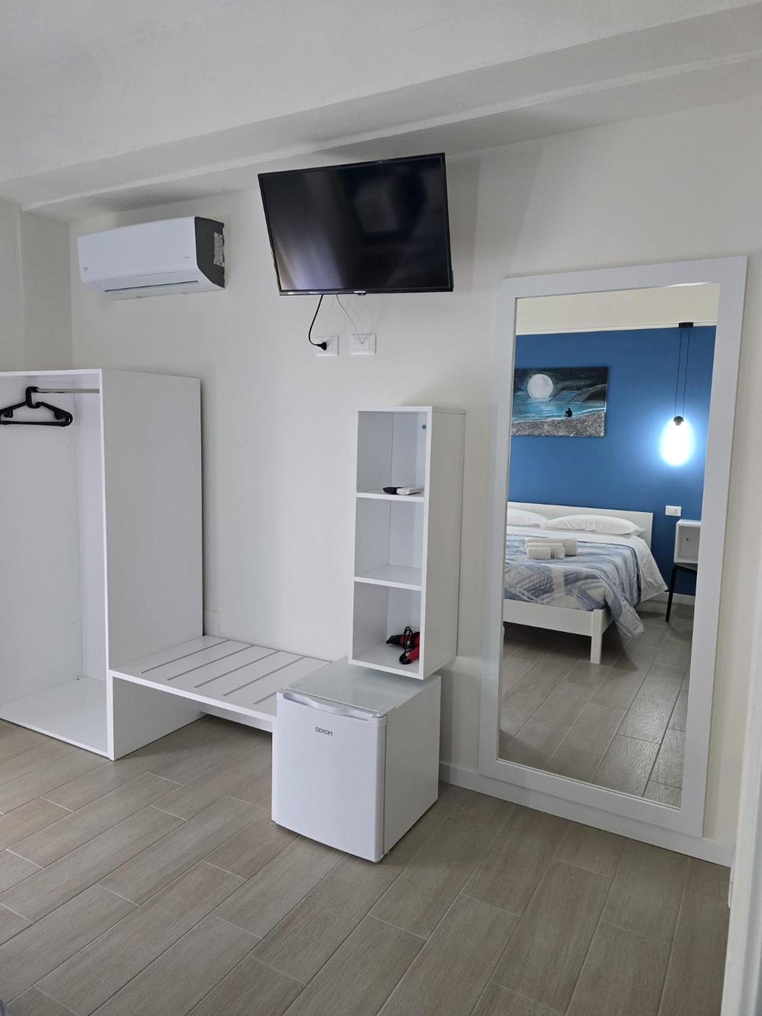 Vento Di Mare Bed & Breakfast ตราปานี ภายนอก รูปภาพ
