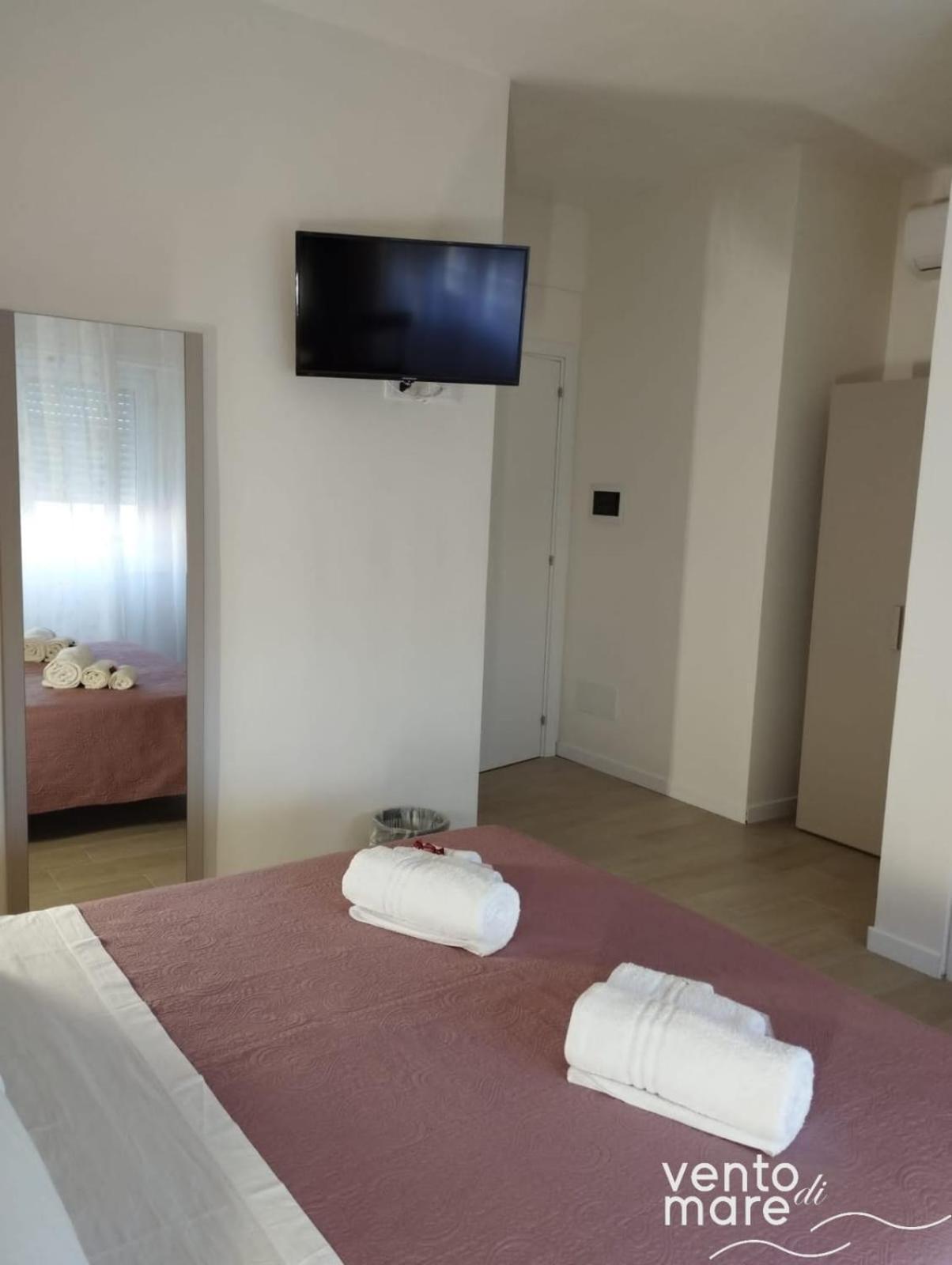 Vento Di Mare Bed & Breakfast ตราปานี ภายนอก รูปภาพ