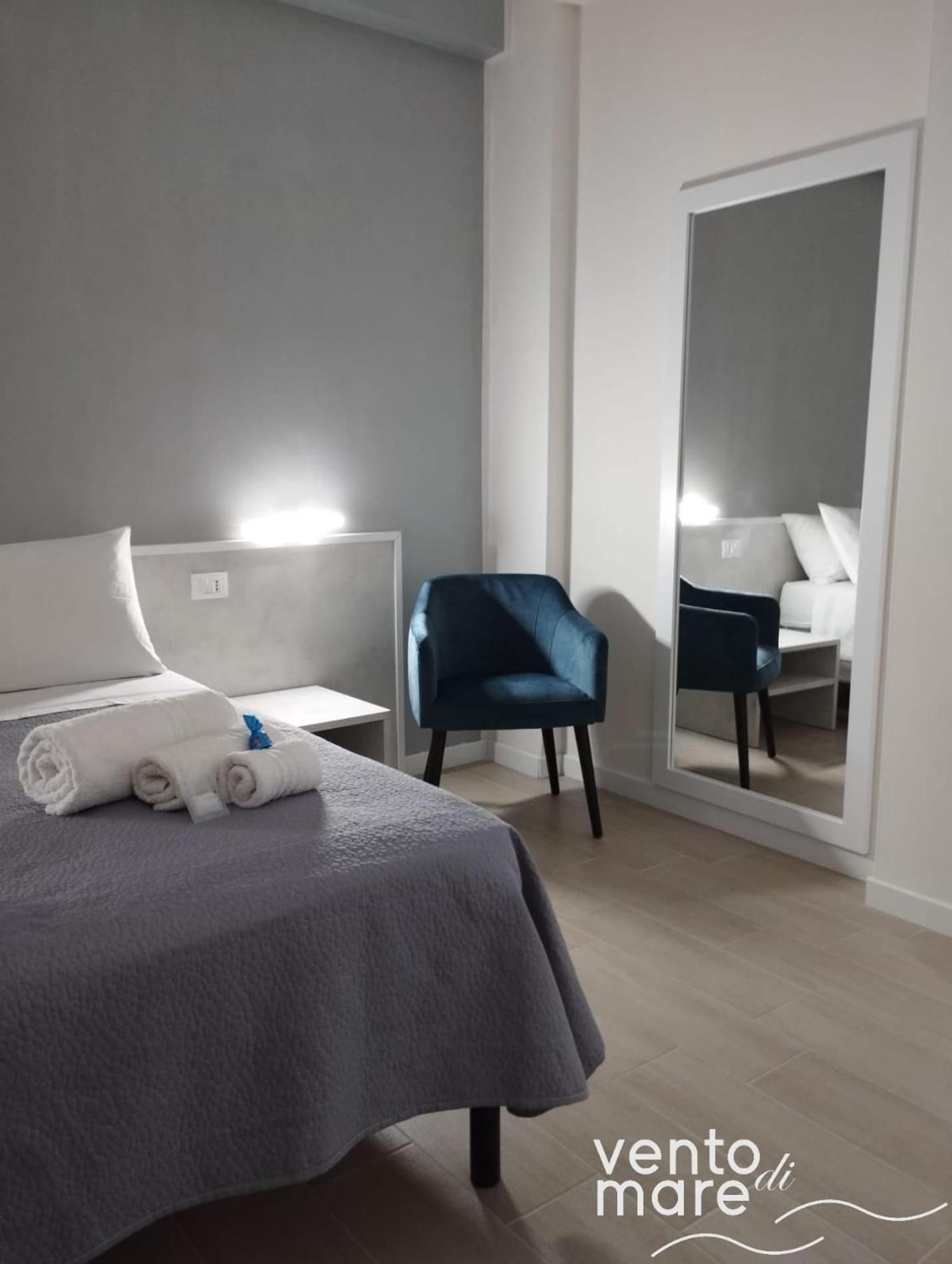 Vento Di Mare Bed & Breakfast ตราปานี ภายนอก รูปภาพ