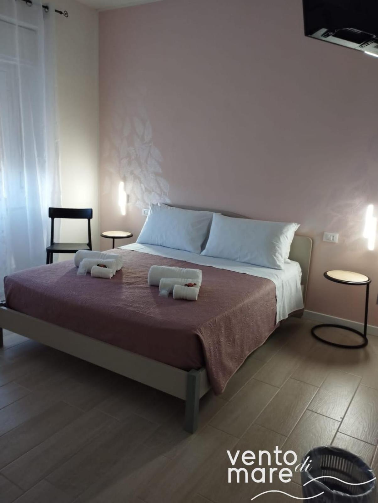 Vento Di Mare Bed & Breakfast ตราปานี ภายนอก รูปภาพ